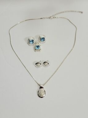 Silver-Tone Blue Crystal and Silver Pendant Necklace Set